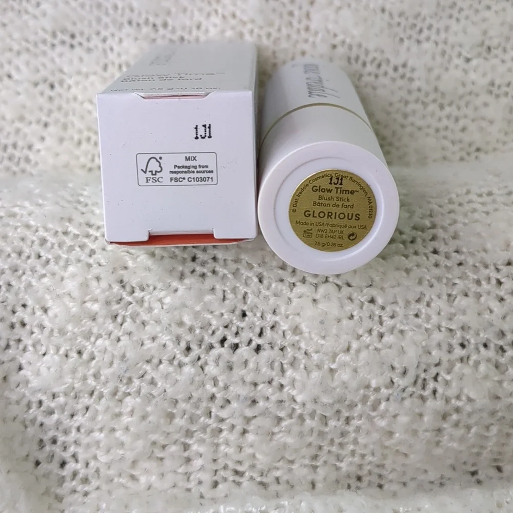 jane iredale Glow Time Blush Stick in GLORIOUS, 7.5g/0.26oz - Picture 6 of 14